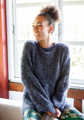 PULLI IM LOCH-NOPPENMUSTER MIT MOTIVEN Silkhair von Lana Grossa