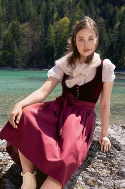 Lana Grossa TRACHTEN No. 9