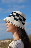 Lana Grossa HUT IN FESTEN MASCHEN MIT JACQUARD Cotone