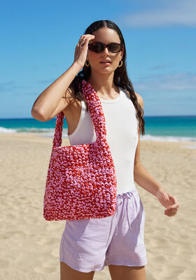 TASCHE IN FESTEN MASCHEN The Tube von Lana Grossa