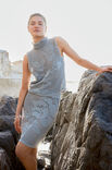Lana Grossa TOP IM FILETMUSTER MIT ROSENMOTIVEN Solo Lino