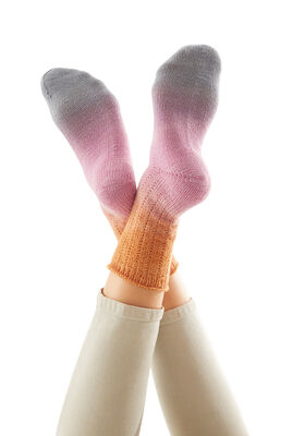 SOCKEN Meilenweit 50g Merino hand-dyed von Lana Grossa