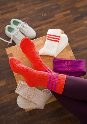 SOCKEN Meilenweit 100g Merino Extrafine, Meilenweit 50g Cashmere & Glamour von Lana Grossa