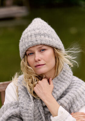 MÜTZE IM PATENTMUSTER Pelo Cashmere von Lana Grossa