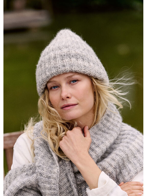Lana Grossa MÜTZE IM PATENTMUSTER Pelo Cashmere