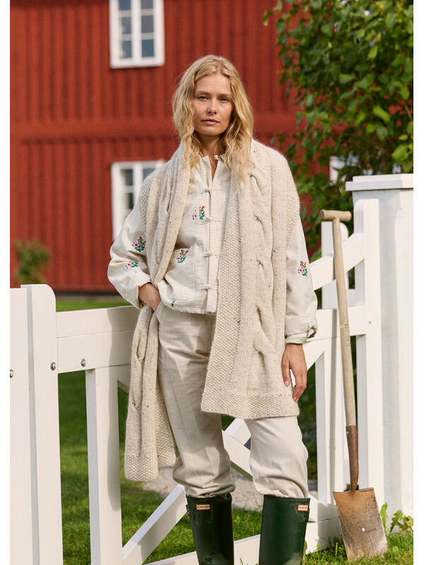 Lana Grossa STOLA MIT PERLMUSTERBLENDEN UND ZOPFMUSTER Alta Moda Alpaca & Natural Superkid Tweed