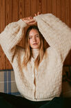 Lana Grossa CARDIGAN IM WÜRFELMUSTER Natural Alpaca Pelo