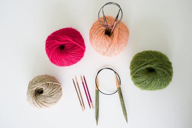 Rundstricknadeln aus verschiedenen Materialien