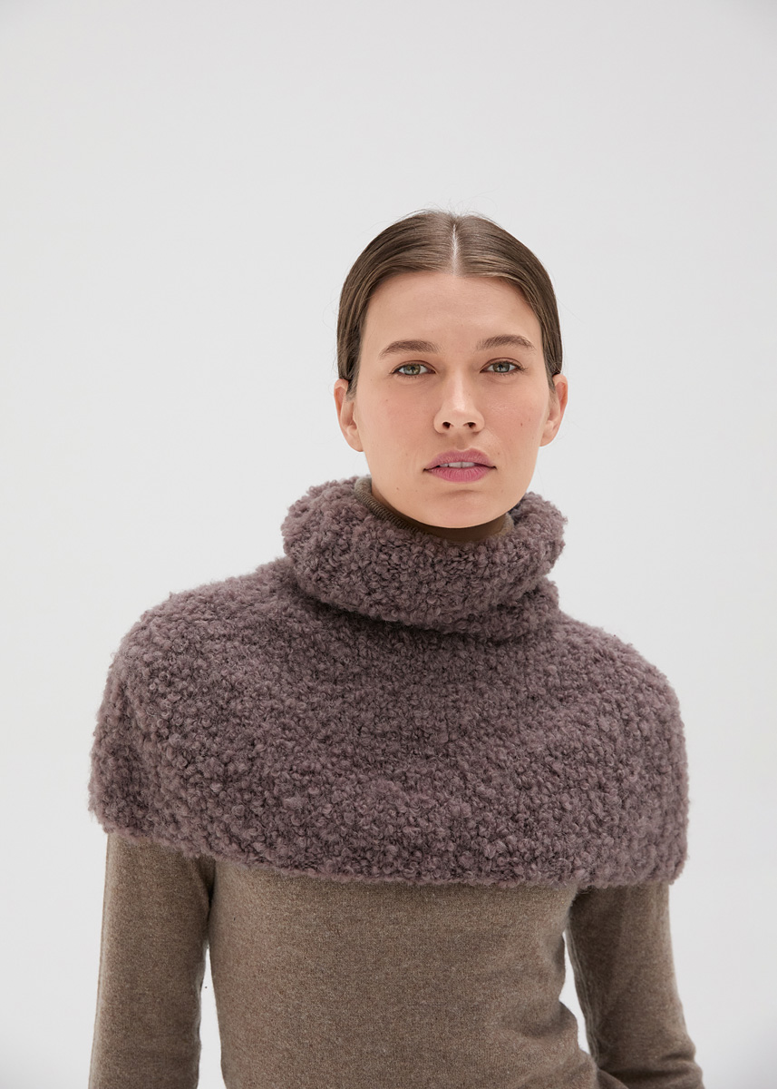 CAPE Orsetto von Lana Grossa