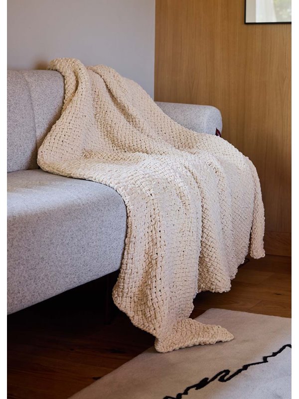 Lana Grossa DECKE IM FLECHTMUSTER The Look