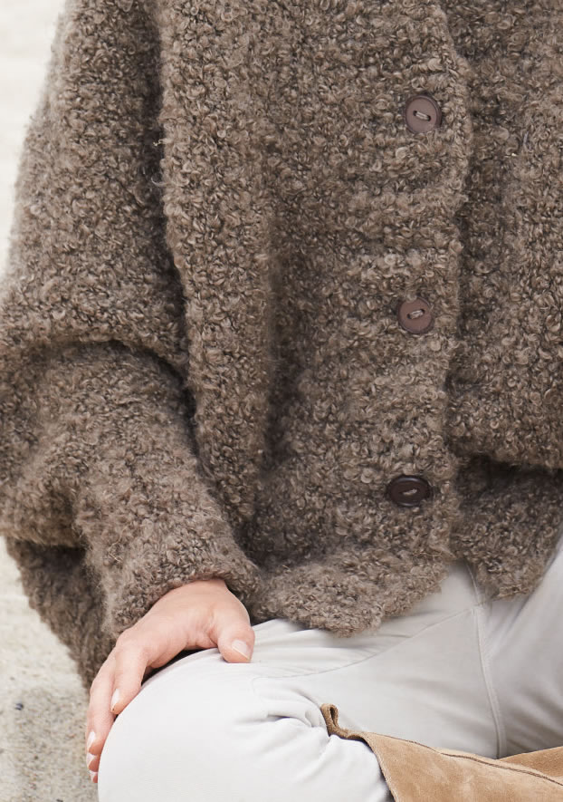 Lana Grossa JACKE IN FLEDERMAUSFORM Bombolo