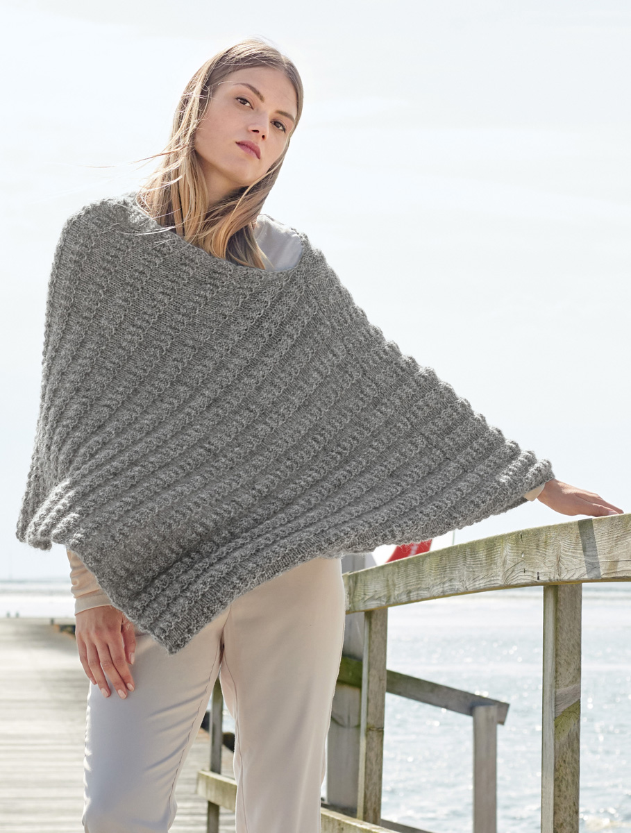 Lana Grossa Poncho Im Querrippenstrukturmuster Mia Filati No 58 Herbst Winter 19 Modell 11 Filati Strickmodelle Modell Pakete Stricken