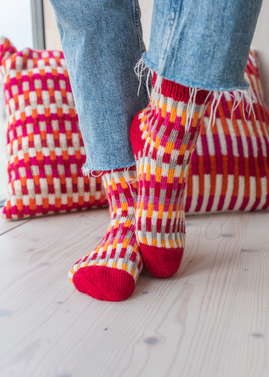 SOCKEN Meilenweit 50g von FILATI Studio