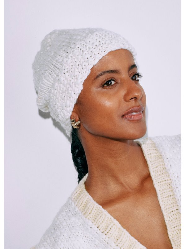 Lana Grossa MÜTZE MIT PERLMUSTERRAND Lala Berlin Flamy