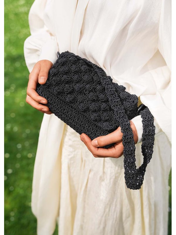 Lana Grossa HANDTASCHE MIT NOPPENDECKEL The Core