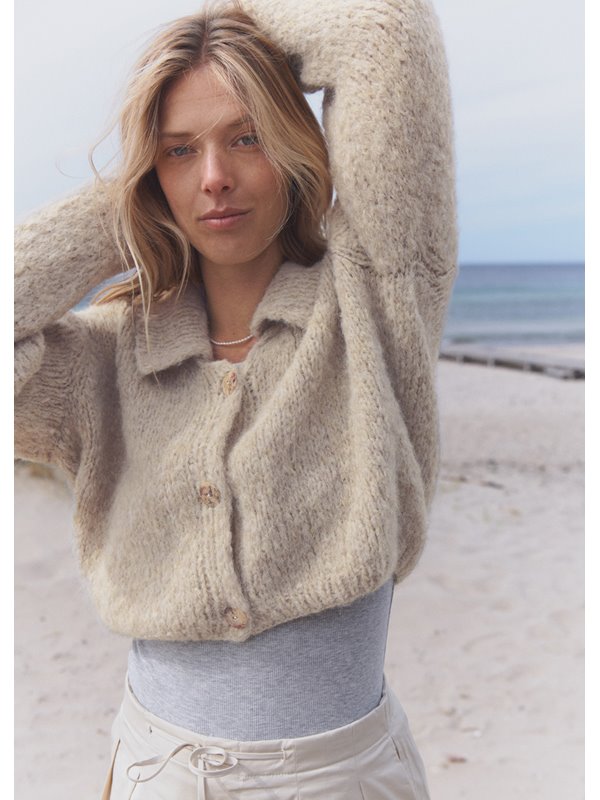 Lana Grossa KURZE JACKE MIT BREITEM KRAGEN Natural Alpaca Lungo