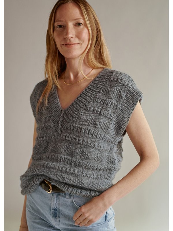 Lana Grossa PULLUNDER IM RECHTS-LINKS-STRUKTURMUSTER Natural Alpaca Classico