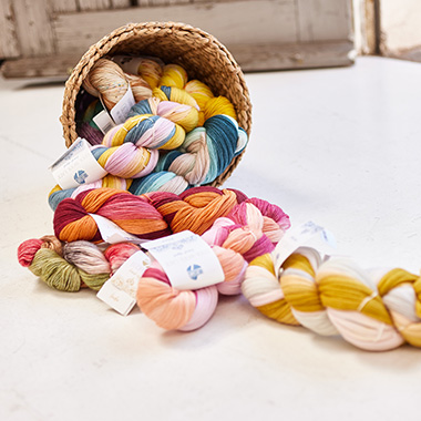 Hand-dyed <br> Garne